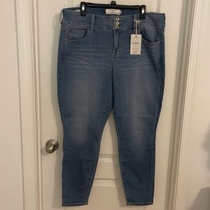 Torrid Jegging NWT